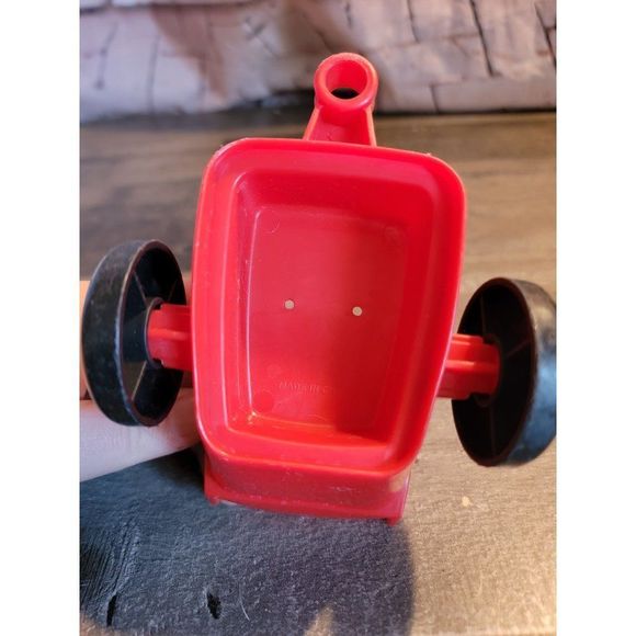 Red wagon toy figure plastic - Picture 5 of 6